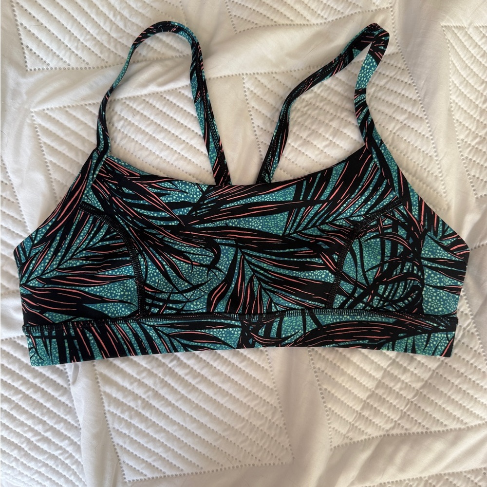 Lululemon Athletica Teal and Black Sports Bra
